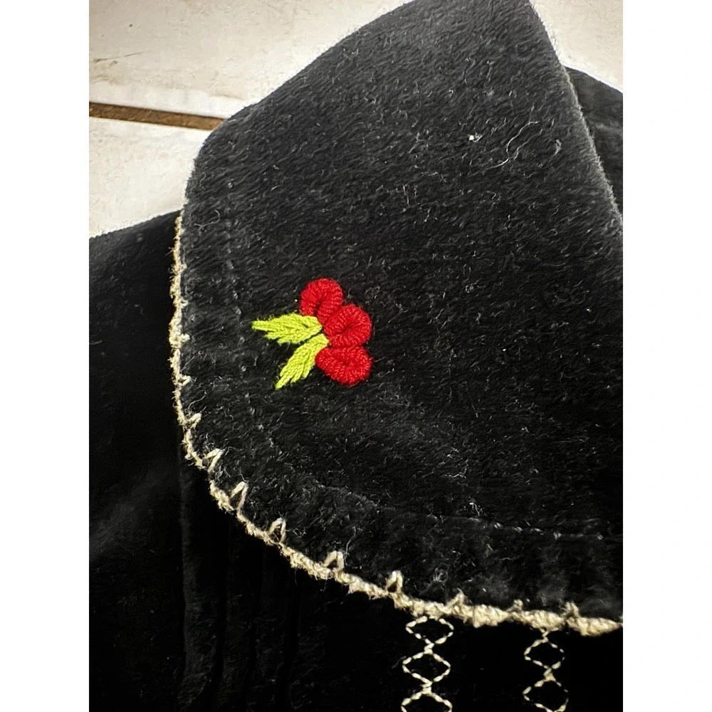 OshKosh B'gosh Girls 7 Black Velvet Holly Berry Embroidered Holiday Jacket Vtg